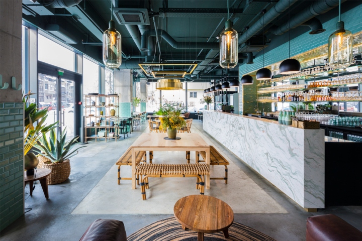 春意盎然的環(huán)保餐廳設計