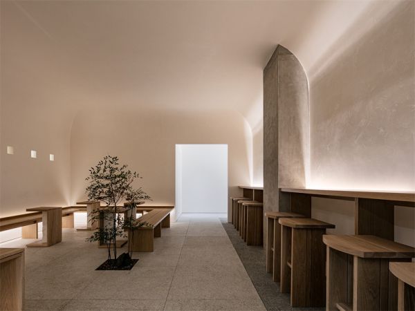 商業辦公室設計的品牌眼鏡店和咖啡店